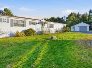 17 Rita Drive, Sabattus, ME 04280