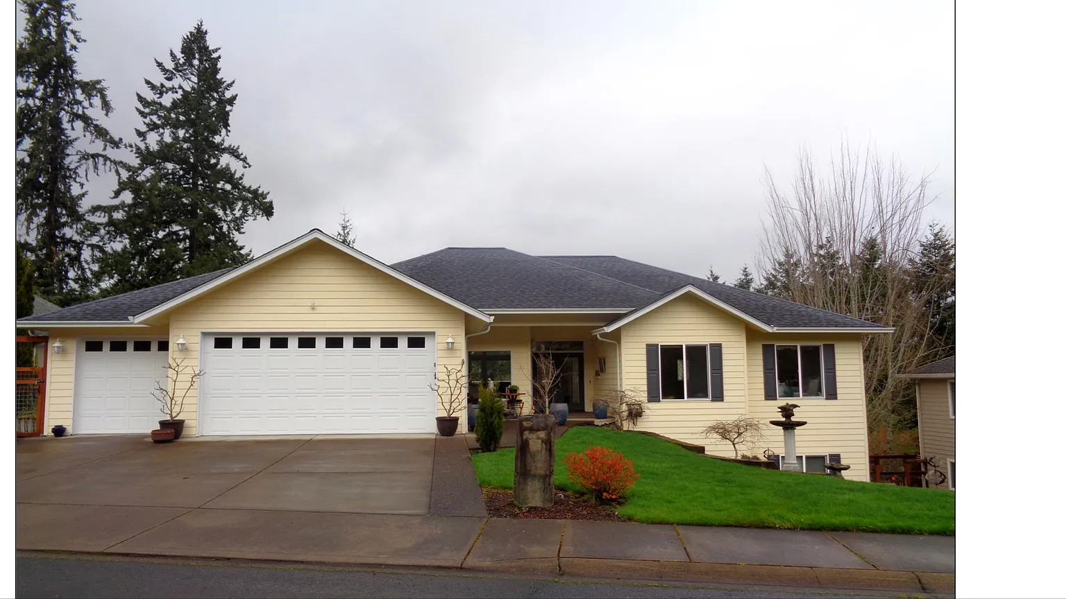 630 Holly Ave photo 1