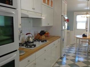 8353 Farralone Ave, Canoga Park, CA 91304