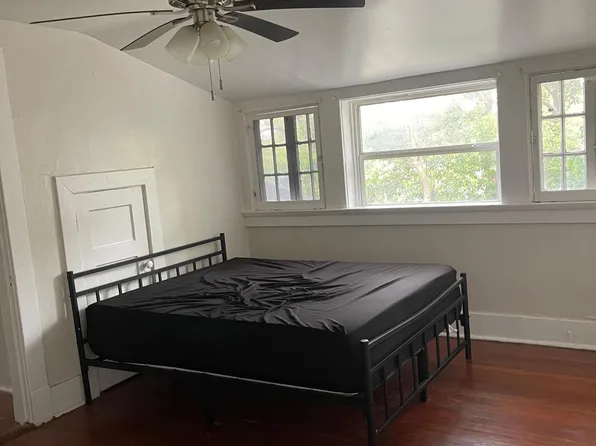 7819 Saint Charles Ave, New Orleans, LA