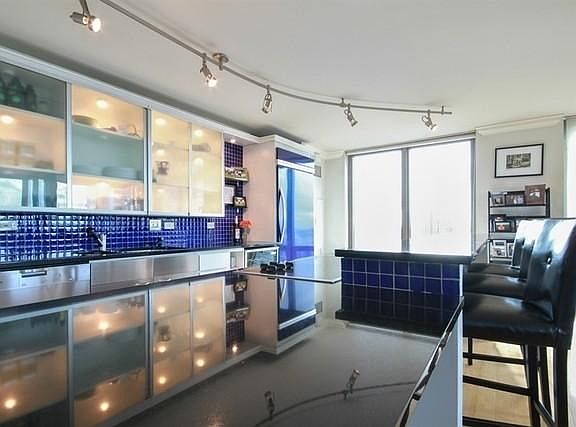 5th image of 4 E Erie St #3109