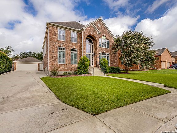 3rd image of 21823 BARTON WOODS