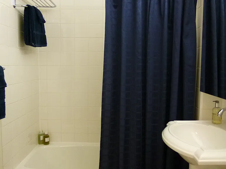 1500 Lexington Ave #9C — Photo 11