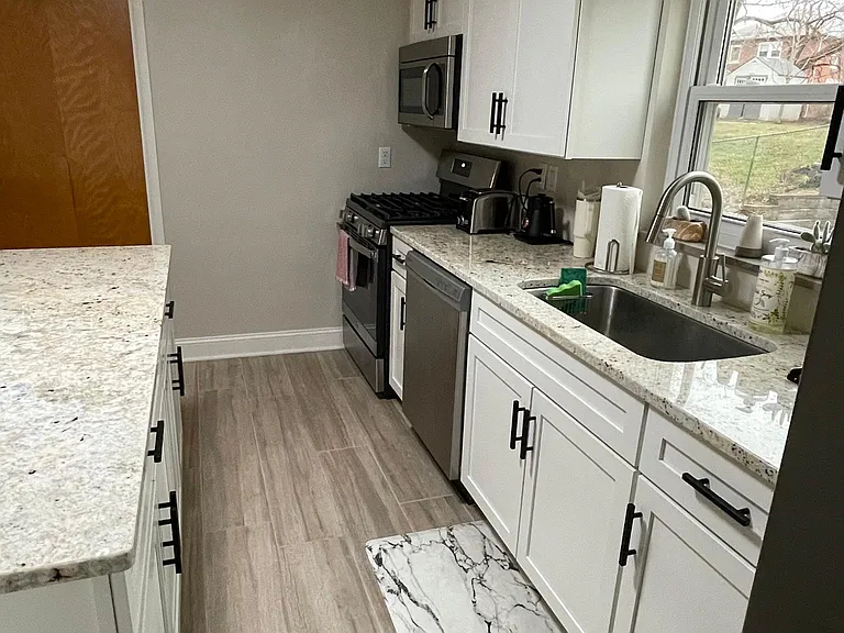 110 Glazier Ave #1 — Photo 13