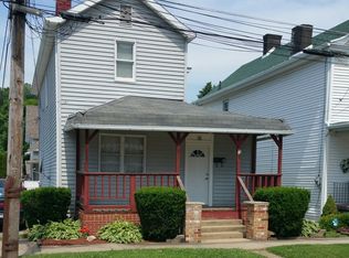 16 S Main St, Point Marion, PA 15474