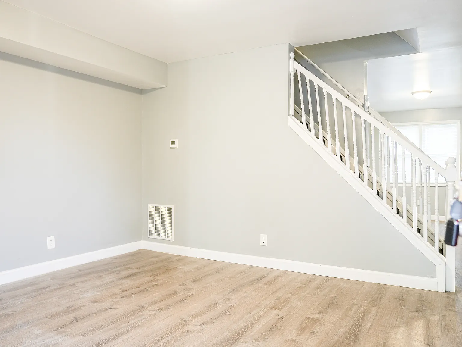 3 bed, 2.0 bath, $2,200 — Photo 3
