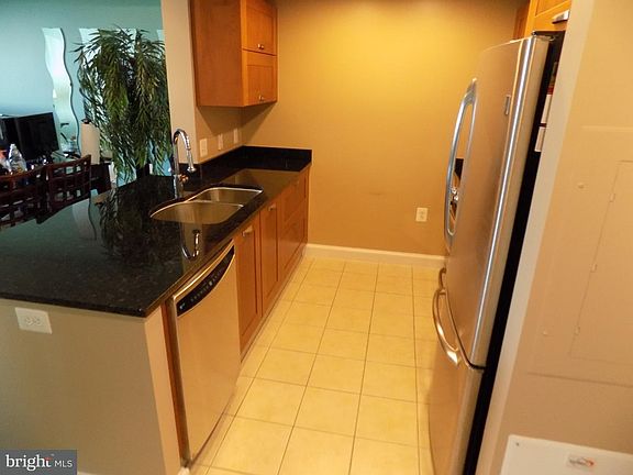 2nd image of 2451 Midtown Ave #1025