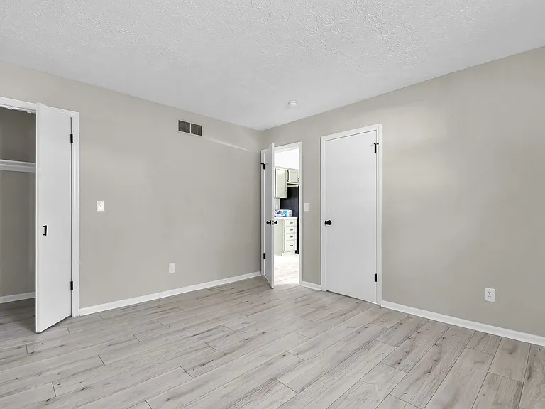 8008-8010 Smoky Row Rd #8008 — Photo 8