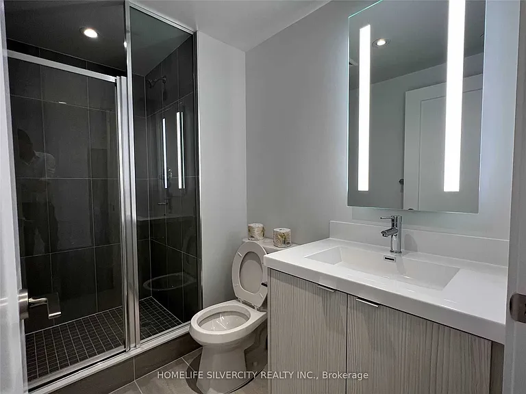 5 Mabelle Ave #234 — Photo 15