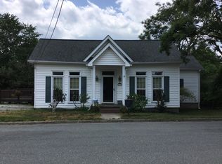 330 W Market St, Graham, NC 27253