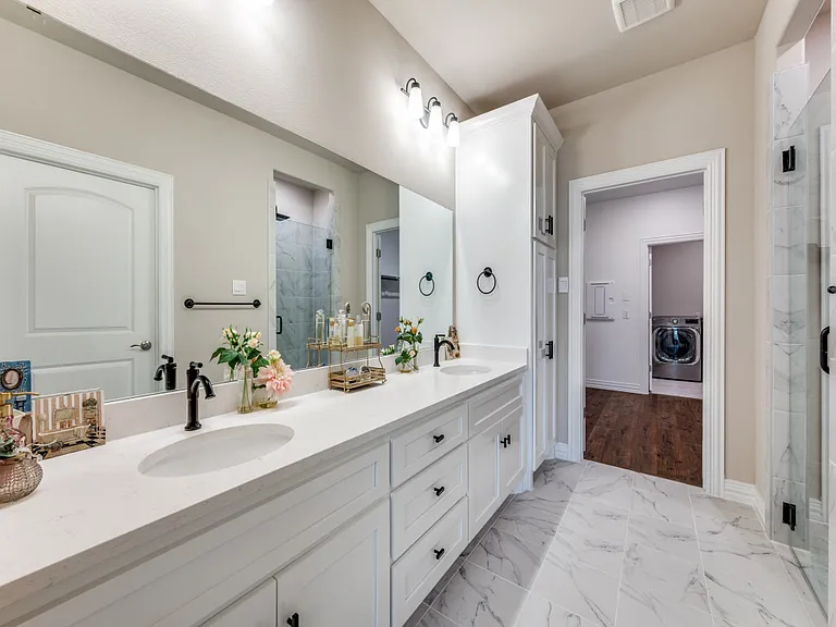 4300 Carrera Dr — Photo 20