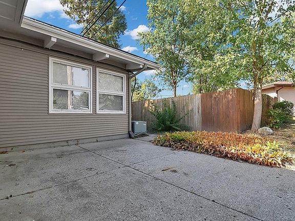 4th image of 343 Gary Lee Dr