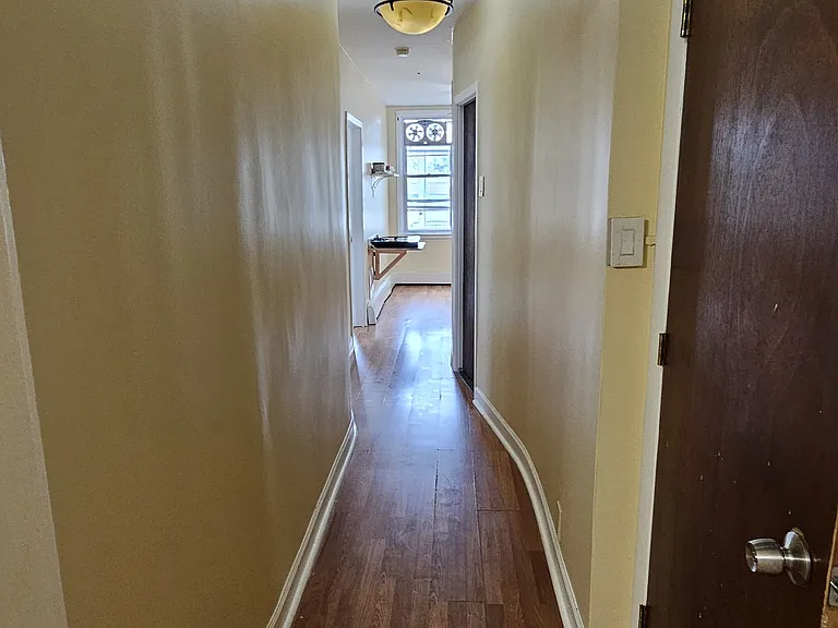 38 Humphrey Ave #1 — Photo 11