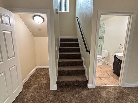 4th image of 206 W 105th St
