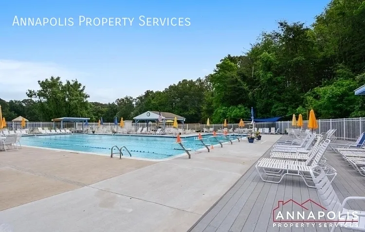 449 Alfreton Ct — Photo 28