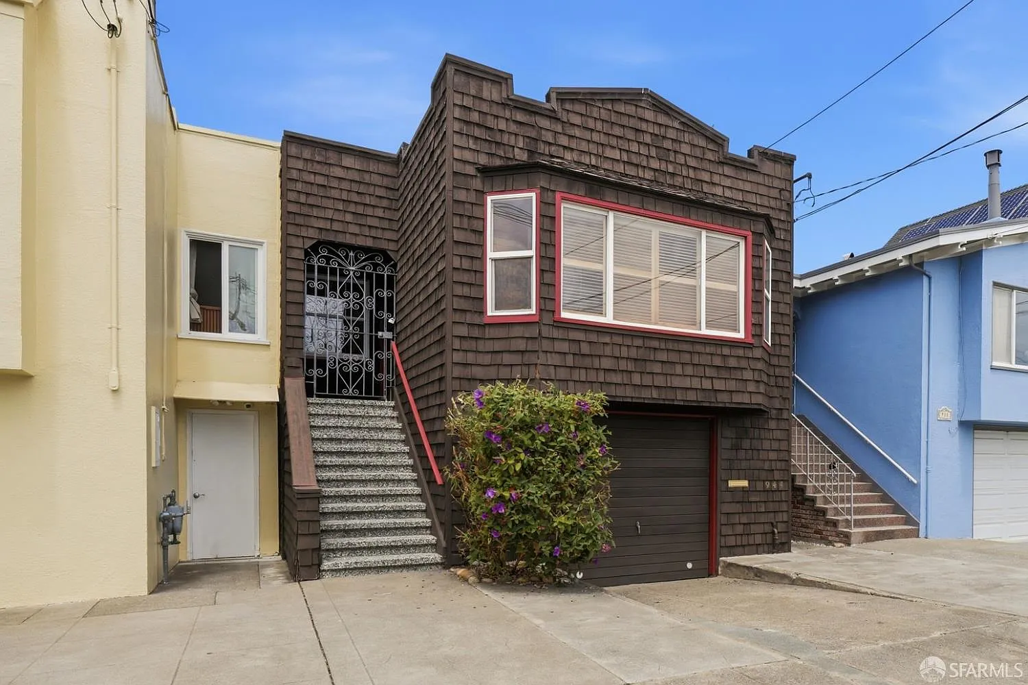 944 Madrid St - Photo 3