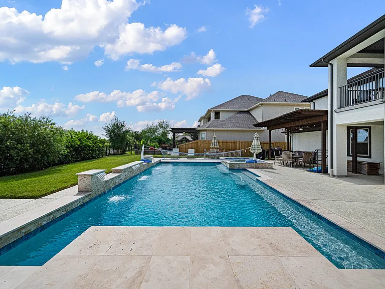 4627 Miramar Dr — Photo 48
