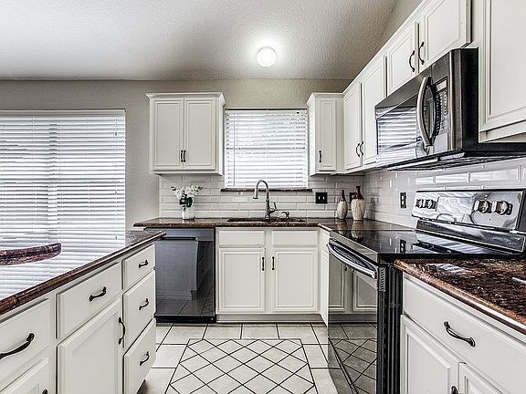 2nd image of 710 Ponselle Dr