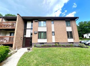 3 Hook Rd Unit 15A, Poughkeepsie, NY 12601