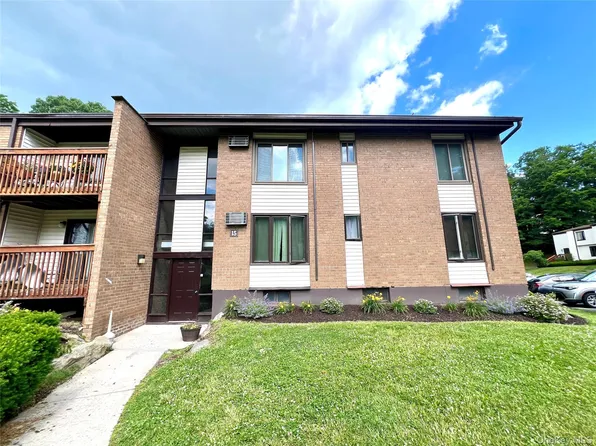 3 Hook Rd Unit 15A, Poughkeepsie, NY 12601