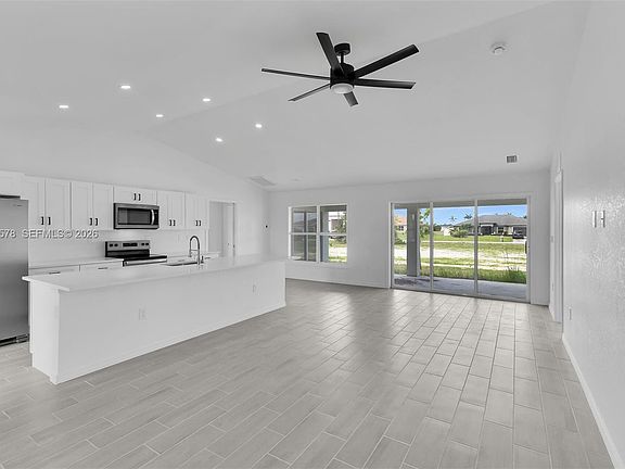 4th image of 4130 NW 33rd St