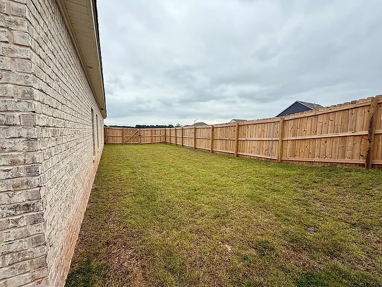 219 Overcup Dr — Photo 13
