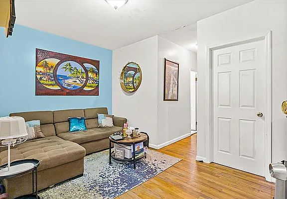 2nd image of 100-23 93rd Ave