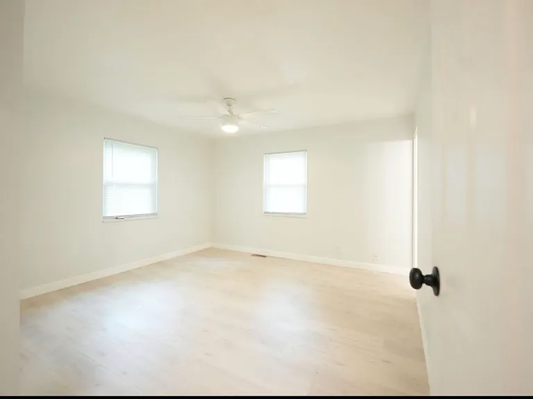 647 Bismark Ave — Photo 13