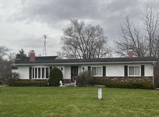 W819 Washington Ave, Burlington, WI 53105