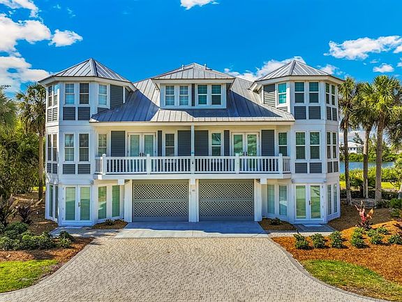2nd image of 40 Seawatch Lake Dr