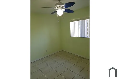 920 Eisenhower Blvd Photo 1