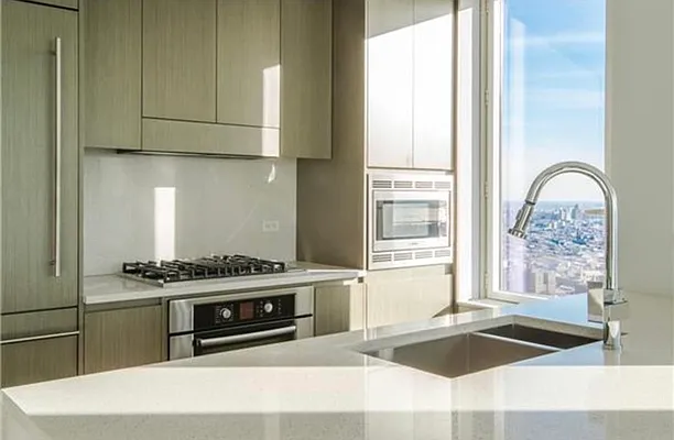 Rented by (Legacy) Elegran | media 30