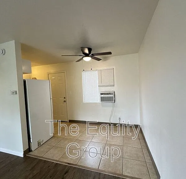 331 E Elm St #1 — Photo 7