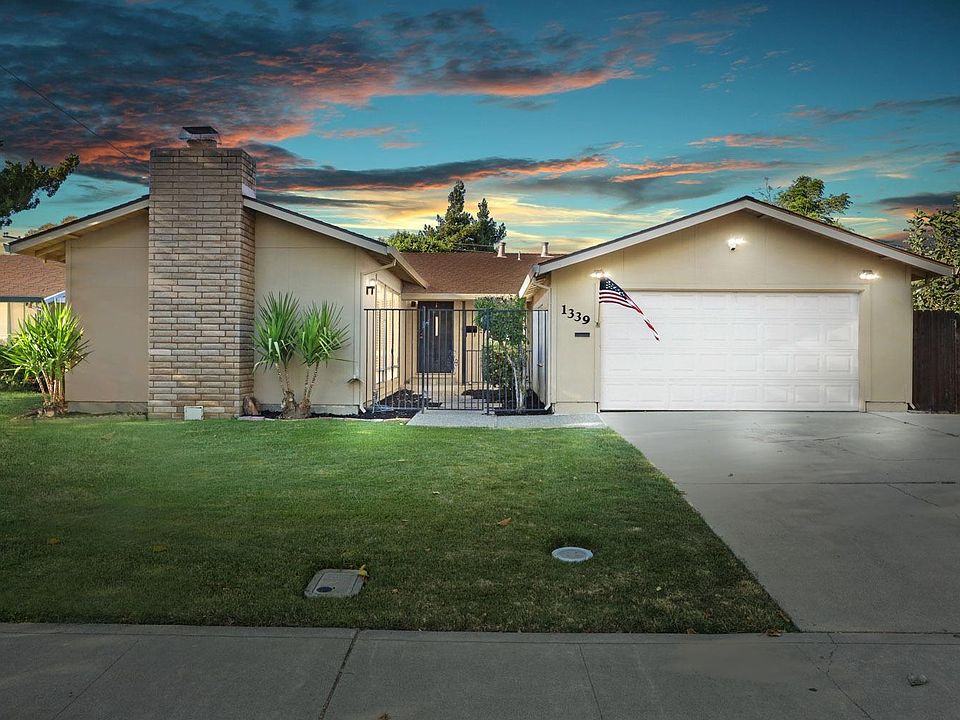 1st image of 1339 W Beverly Pl