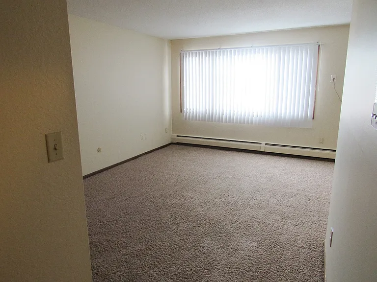 Victoria Townhomes — Photo 13