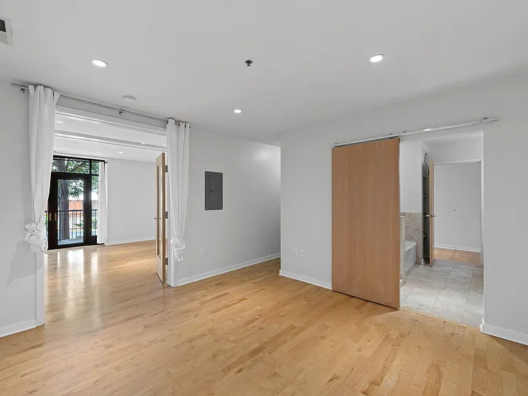 3104 W Lake St #104 — Photo 11