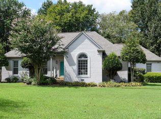 907 Valleywood Cv, Collierville, TN 38017