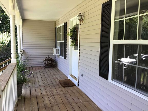 5th image of 23 Moet Dr