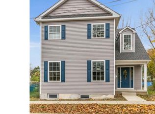420 Poplar St, Delanco, NJ 08075