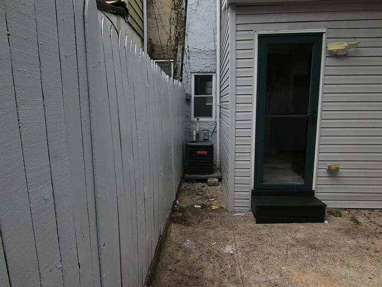 3149 Agate St — Photo 28