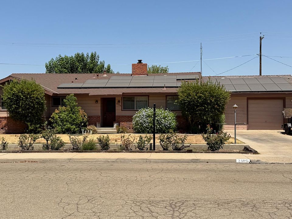 1st image of 2106 4th St