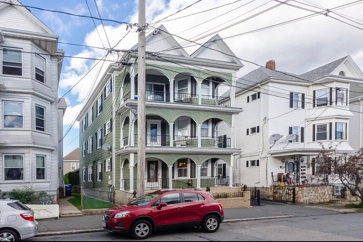 Sidney St, New Bedford — Photo 2