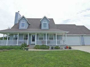 6521 SE Taylor Rd, Blue Springs, MO 64014