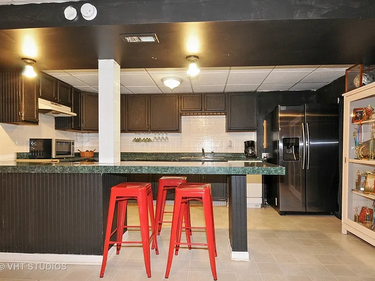 224 Jonathan Way — Photo 10