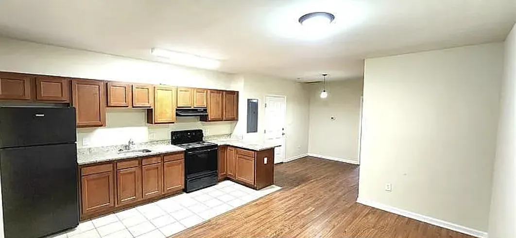 1 bed, 800 sqft, $1,339 — Photo 2