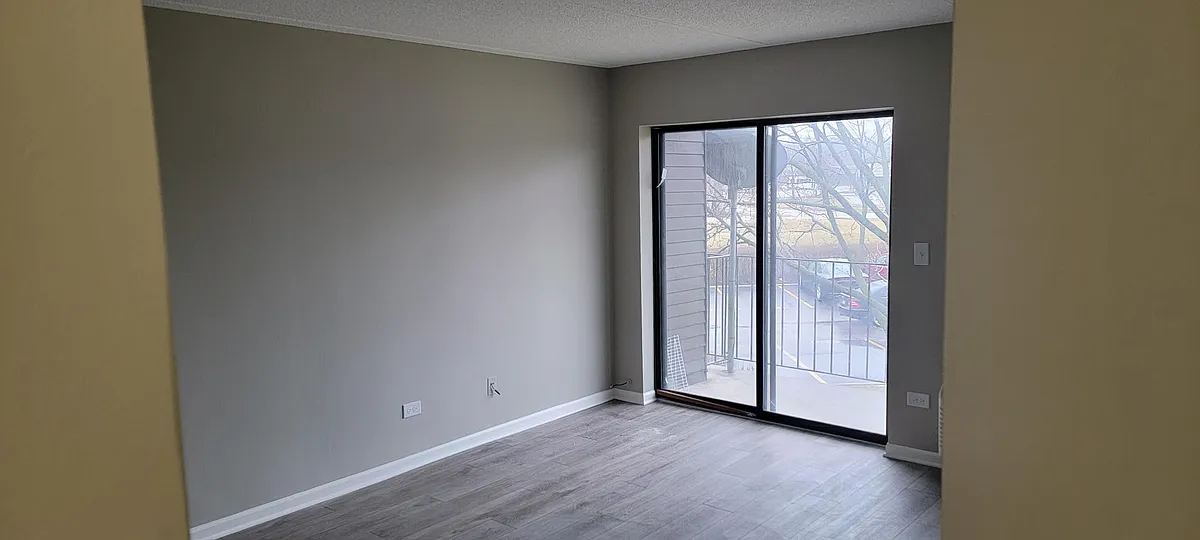 Building Photo - 5600 Astor Ln #203