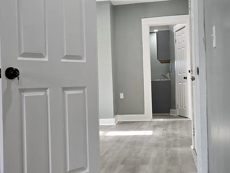 49 Burns Ave #49 — Photo 8