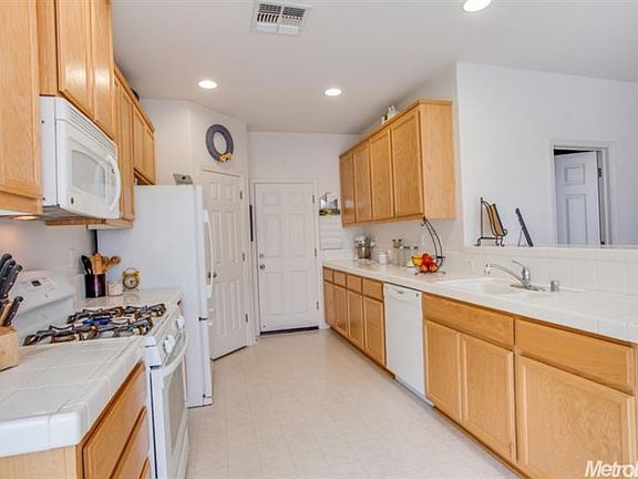 3rd image of 7279 W Kingfisher Ct