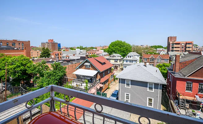 Sold by NYC Elite Homes Inc | media 19