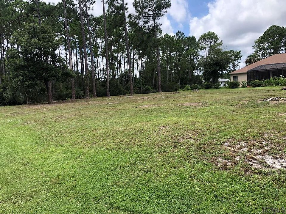 2nd image of 19 Lake Charles Ln